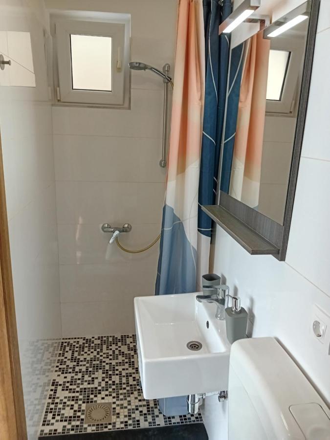 Apartment Nikol Pula Luaran gambar